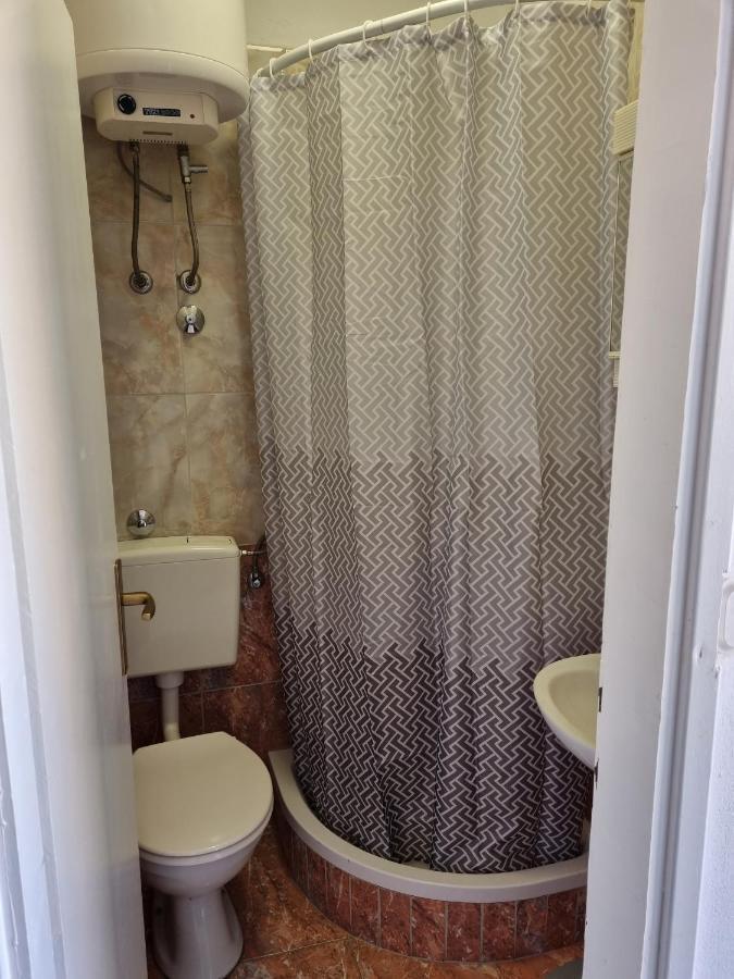 Apartments And Rooms With Parking Space Metajna, Pag - 4120 외부 사진