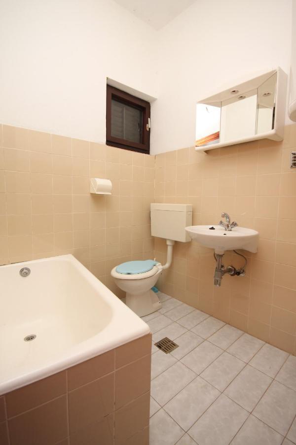 Apartments And Rooms With Parking Space Metajna, Pag - 4120 외부 사진