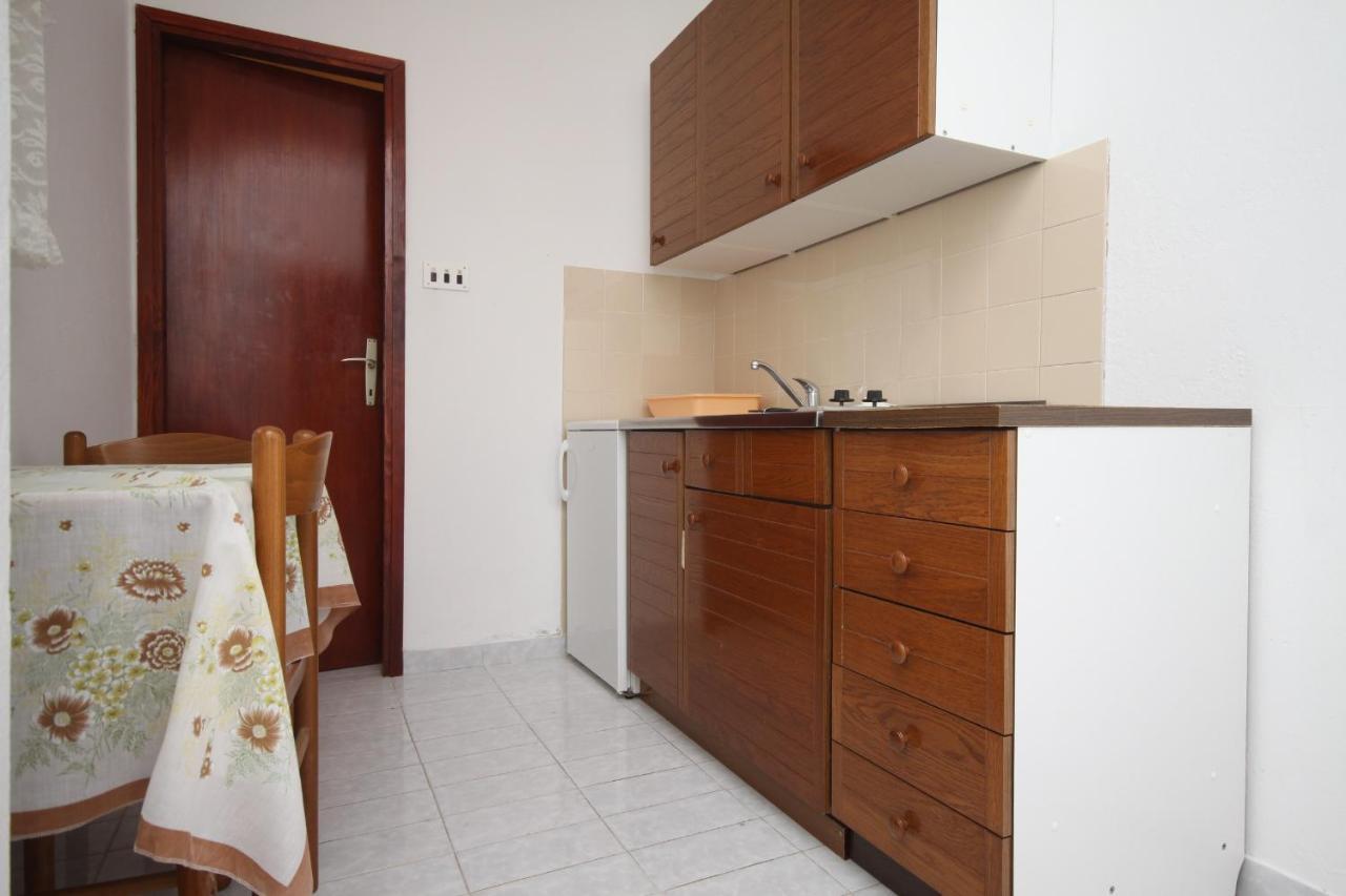 Apartments And Rooms With Parking Space Metajna, Pag - 4120 외부 사진