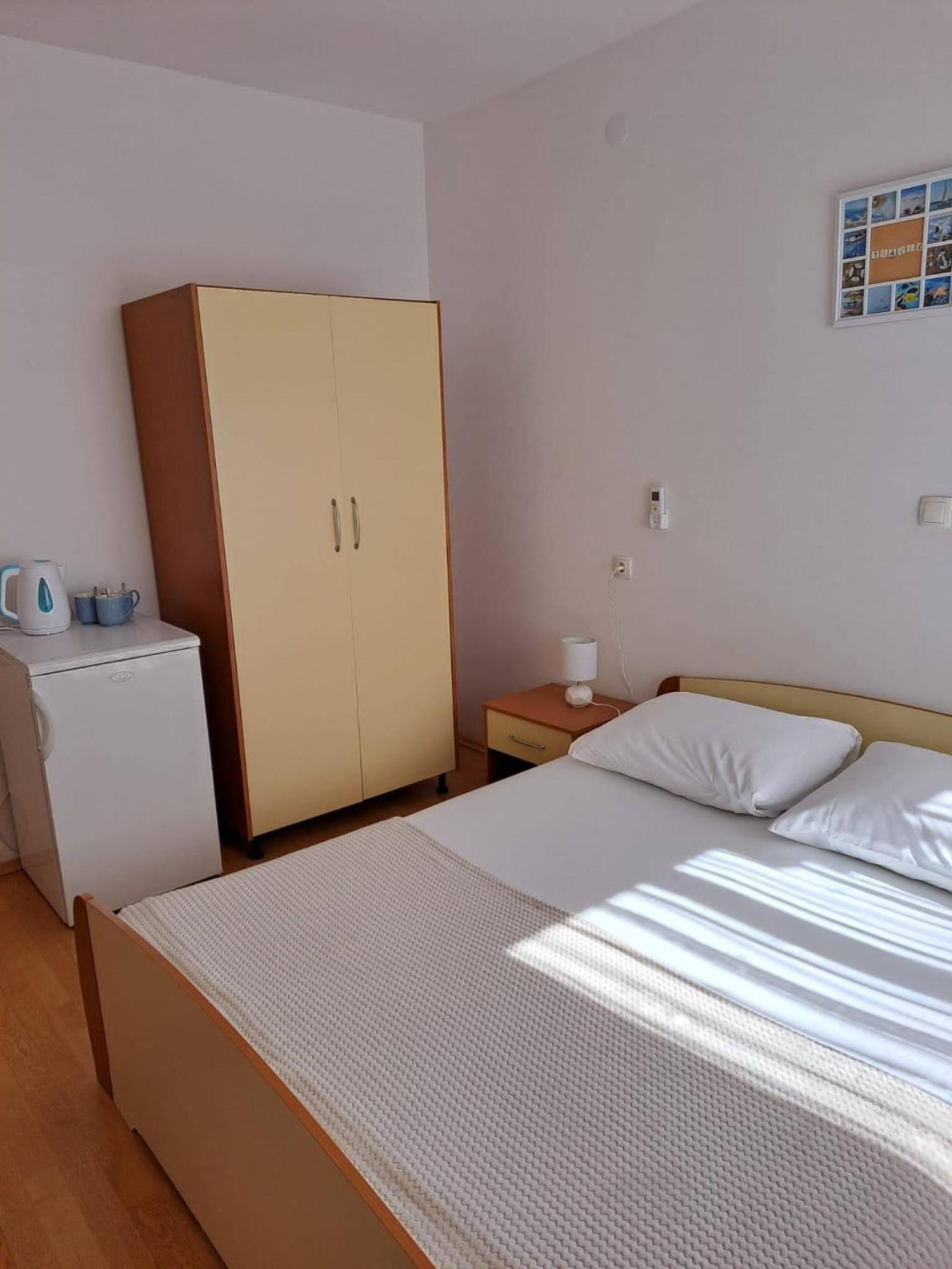 Apartments And Rooms With Parking Space Metajna, Pag - 4120 객실 사진