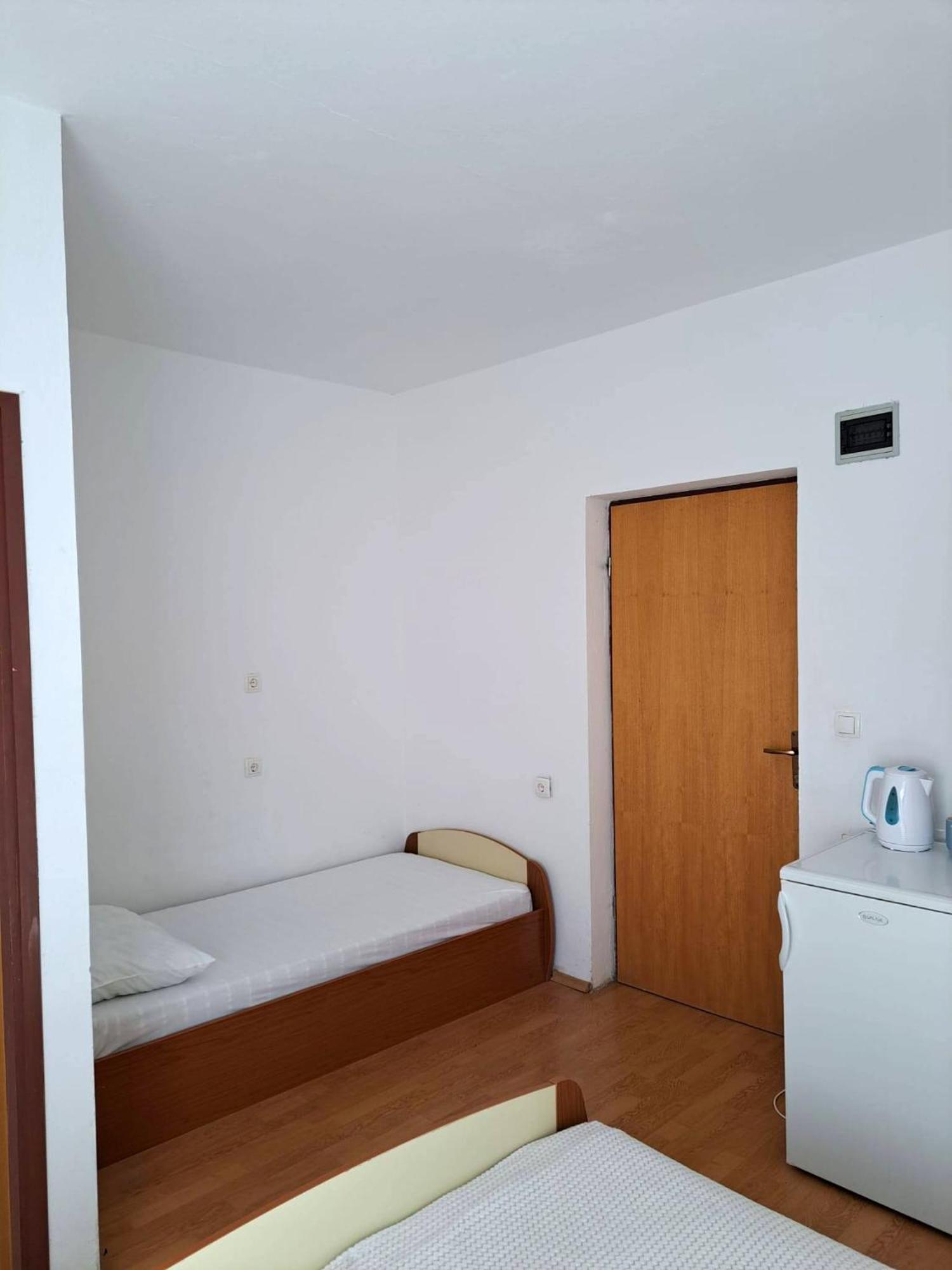 Apartments And Rooms With Parking Space Metajna, Pag - 4120 객실 사진